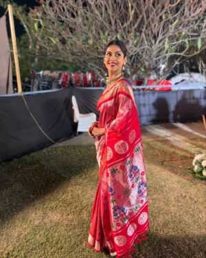 Swarda Thigale Instagram - Wedding magic in the air…spreading love no bounds 🥰 

#love #wedding #mereyaarkishaadi #shaadiseason #photodump #instagood