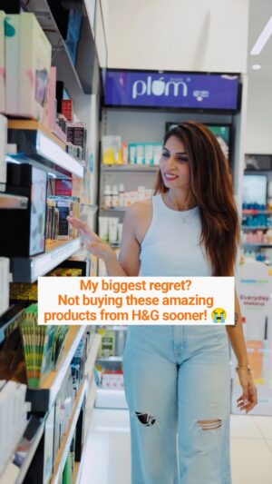 Swati Gandhi Instagram - Ever had that moment when you’d regret a purchase, only to find out you should have bought it sooner? 🤔 

That’s how I feel about my recent purchase from Health & Glow! ✨✨
The vast range of products from all the top brands is just too perfect for anyone looking to upgrade their routine. Plus, the amazing deals make it even harder to resist! 😍😍

Did you ever have ‘’should-have-bought-it-sooner’ moments? 
Comment below! 👇🏻 

@healthandglow 
#HealthandGlow #PersonalExperience #Beauty #Skincare #SelfCareJourney #BeautyDeals