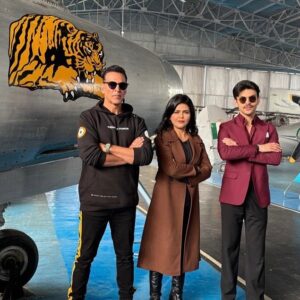 Sweta Singh Instagram - #Skyforce the story of a lesser heard story of India’s first air strike at Sargodha airbase of Pakistan during the 1965 War. @akshaykumar @veerpahariya #tigersquadron