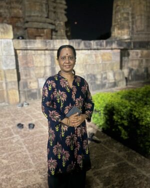 Syamantha Kiran Instagram - Happy 60th birthday CHUMMY🙃!! It’s been a tireless journey for u so far! Time to sit back and enjoy ur retirement!! My childhood memories remain being POSSESSIVE OF U, and asking CHUMMY MAARI IRUKENNA🙃.. I wish I could have half of ur mental strength and patience!! Like I always say ur a pain sometimes for the trivial things, and the understanding pillar in the most difficult times! To the woman who taught me the Mantra MINJI PONA ENNA , PAATHUKALAM!! ❤️ To the  Woman in trend…Happy birthday ❤️