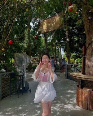Sylvia Kim Instagram - welcome to my kubo cottage🏡🎍😆🫶 new upload!!!!
#bulacan #sanrafael #adventure