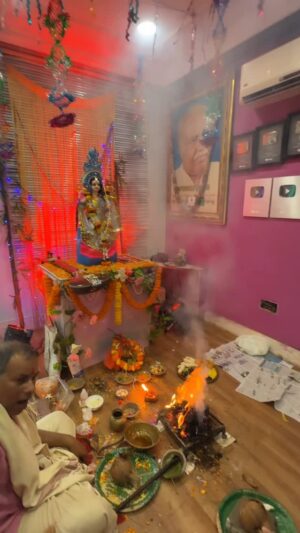 Tamanna Vyas Instagram - ପବିତ୍ର ବସନ୍ତ ପଞ୍ଚମୀ ଉପଲକ୍ଷେ ସମସ୍ତଙ୍କୁ ହାର୍ଦ୍ଧିକ  ଅଭିନନ୍ଦନ🙏🏻✨🪔

#saraswatipuja #saraswatimaa