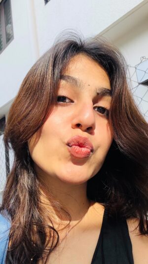Taniya Oberoi Instagram - My fav thing is saree 😋❤️
.
.
.
#reels #reelsinstagram #instagram #viral #trending #explore #explorepage #instagood #love #fyp #reelitfeelit #tiktok #reelsvideo #trendingreels #fashion #photography #foryou #like #instadaily #india #follow #reel #followforfollowback #viralreels #memes #instagramreels #music #instareels #reelkarofeelkaro #viralvideos
