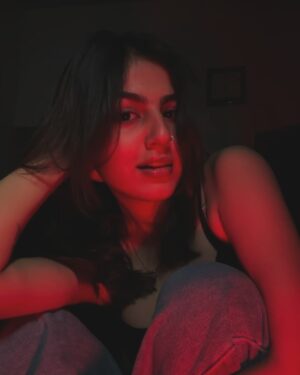 Taniya Oberoi Instagram - Callin’ u 
.
.
.
.
#instagram #instagood #love #like #photography #follow #instadaily #photooftheday #instalike #fashion #likeforlikes #picoftheday #beautiful #trending #viral #followforfollowback #insta #india #art #photo #bhfyp #explore #likes #nature #explorepage #style #happy #followme #model #reels
