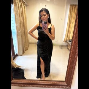 Tanvi Mundle Instagram - Housemates Episode 3 is out now….just go watch it ❤️🤗