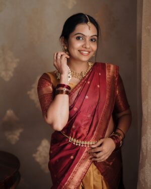 Tanvi Ram Instagram - Sunshine in my soul♥️♥️♥️

Captured - @second_portrait 
Jewellery - favourite @adorebypriyanka 
Waistbelt - @kajal_jewellery ♥️

#brothersengagement #happiestme