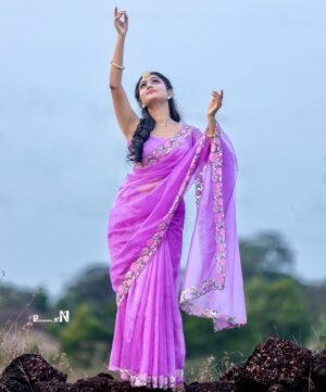 Tanvi Rao Instagram - 🌸🌸

Shot for, saree by @sankalpa_angadi 
Photography- @photograph_by_nv 
MUAH- @elegant_glaze 
Styling- @sahanastylediary 
Floral art- @floral_art_by_nidhi
