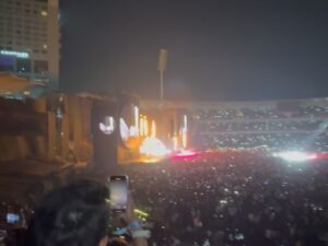 Tara Sharma Instagram - Wow what a night! Thank you 

@coldplay amazing.. We loved every minute.. @roopaksaluja and yep I made it to the marathon this morning haaha 
Also immensely grateful to #coldplay for putting us on their guest list as like most we didn’t get tickets in those initial attempts but thanks to BANG BANG producing their video 8 yrs ago thankful this happened but yes there was a drama. After we arrived at the venue to collect our tickets we were told someone had falsely taken them! Phew so it was a stressful hour till the situation was resolved! A brief pop in at the after party was fab too and back to try and get enough zzz before the run! 
@bookmyshowin @bookmyshow.live 

#staysafe