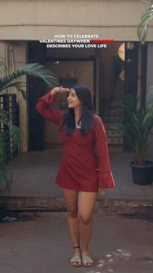 Tarini Shah Instagram - chhaan ke mohalla sara dekh liya par koi na mila 😞

Outfit by @nishorama