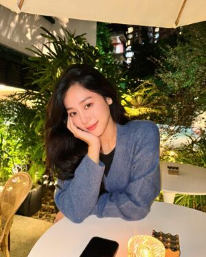 Tasha Low Instagram - Guess where I am .. 👀🌆🥢🫖