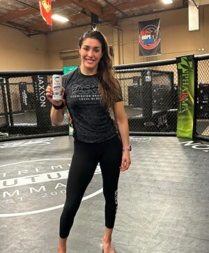 Tatiana Suarez Instagram - Feeling good through camp @celsiusofficial keeping me energized through it all! Less than a month away until I fight for the UFC title. Let’s go! #CELSIUSBrandPartner #CELSIUSLiveFit