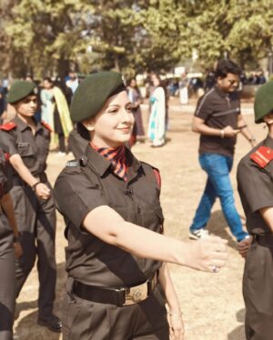 Tejashree Pradhan Instagram - One birth Many lives. Live as much as you can 😇

Thank you @ndtvmarathi for this opportunity and Special thanks to Bhosla Military Academy for your kind time.

We are and will always be proud Indians
#JaiHind #JaiBharat 🇮🇳
