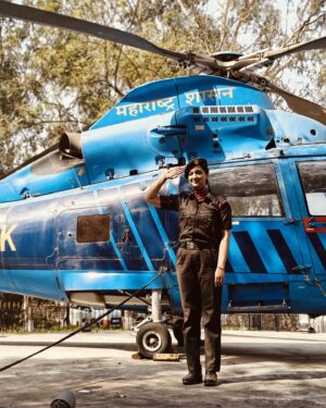 Tejashree Pradhan Instagram - One birth Many lives. Live as much as you can 😇

Thank you @ndtvmarathi for this opportunity and Special thanks to Bhosla Military Academy for your kind time.

We are and will always be proud Indians
#JaiHind #JaiBharat 🇮🇳