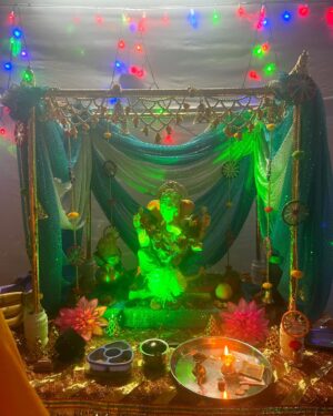 Tejaswini Lonari Instagram - गणपती बाप्पा मोरया….पुढच्यावर्षी लवकर या ❤️🙏🙏

#ganeshfestival2024
