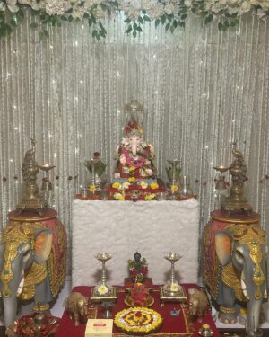 Tejaswini Lonari Instagram - गणपती बाप्पा मोरया….पुढच्यावर्षी लवकर या ❤️🙏🙏

#ganeshfestival2024