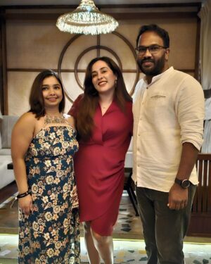 Tejaswini Lonari Instagram - I went from wanting to completely ignore my birthday to having an unforgettable celebration and it’s all thanks to my incredible friends who went above and beyond to make my day truly special at the very last minute, thank you all so much, I feel truly blessed to have you in my life❤️🧿🧿🧿
#birthday #friends #goodvibes