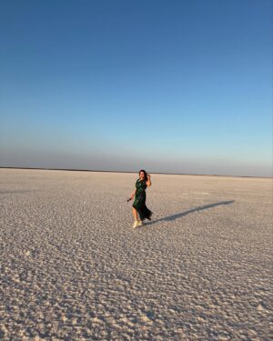Tejaswini Lonari Instagram - Drifting through the void, where the horizon is a mirage and time dissolves into echoes. A dream? A memory? Or just the abyss calling me home…
#vibes #rannofkutch