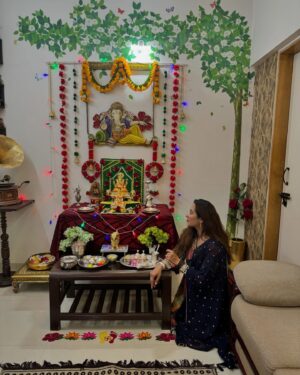 Tejaswini Lonari Instagram - गणपती बाप्पा मोरया….पुढच्यावर्षी लवकर या ❤️🙏🙏

#ganeshfestival2024