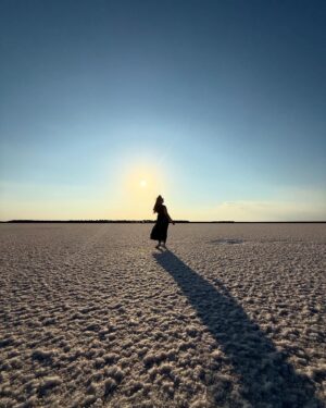 Tejaswini Lonari Instagram - Drifting through the void, where the horizon is a mirage and time dissolves into echoes. A dream? A memory? Or just the abyss calling me home…
#vibes #rannofkutch