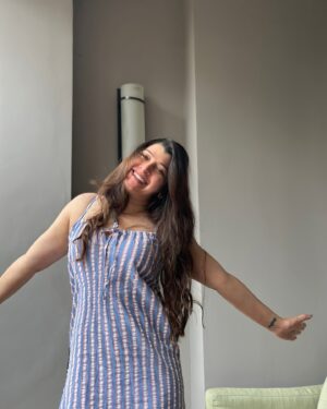 Tejaswini Pandit Instagram - काहीच कृत्रिम नको…!
सकाळचा चेहरा असाच असतो नाही का ? 
सध्या शरीरात inflammation खूप आहे, त्यावर काम चालू आहे. 
लवकर बरं व्हायचं आहे. 
Health First हेच ह्यावर्षीचं resolution नाही, ध्यास आहे.