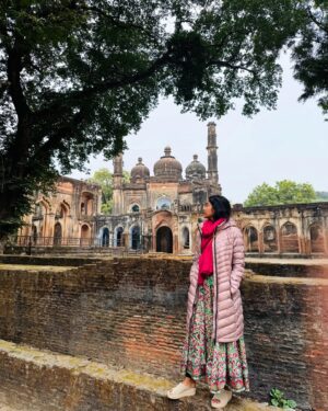 Tiya Sircar Instagram - Closing out 2024 in magical, mystical India. Spent a glorious few days in Calcutta/Kolkata— the City of Joy— visiting family and reconnecting with my roots. Visited the holy and ancient city of Banaras/Varanasi for the first time. Experienced sunset aarti on the banks of the Ganges River. Explored Sarnath, the birthplace of Buddhism where Buddha gave his first sermon to his 5 disciples. Currently feeling pretty lucky in the princely city of Lucknow, stuffing myself with Awadhi food like a proper Nawab of Awadh. 😏 Then just a few more stops before I head home. 🇮🇳—> 🇺🇸 

This past year…well, it’s been…complicated. Loss, heartache, worry, and stress (sooo much stress 🫠). But also joy, adventure, laughter, and new beginnings. Though I feel apprehensive about what 2025 may have in store for all of us, I’m wishing you all a very happy and healthy new year. In the coming year, I hope we embrace all that life has to offer, conquer our fears, and reach exciting new heights. Much love to you all! Here’s to 2025 being full of the best kind of surprises! 💛✌🏽🎇