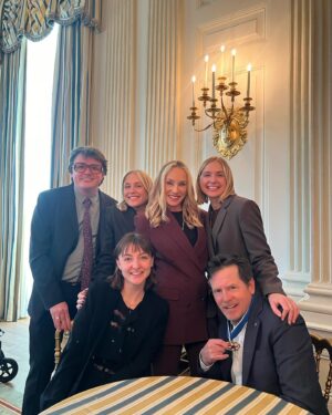 Tracy Pollan Instagram - What an awesome experience to see these extraordinary citizens receive the Presidential Medal of Freedom. I may be biased, but my own personal favorite was watching @realmikejfox awarded the honor 
A few favorite pics from the ceremony