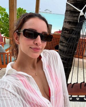 Tripti Dimri Instagram - Exhale🍃

Leaving with full hearts and unforgettable memories🌸..
@kudavillingiliresort 
Thank you for the warm hospitality💓@thrs_in @chiragmohantysamal #kudavillingliresort #kuda #timeandspaceredefmaldives