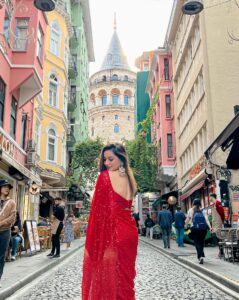 Actress Uditi Singh HD Photos and Wallpapers February 2025