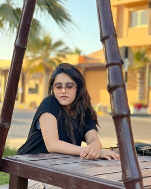 VJ Kalyani Instagram - Happiness is the sunbeam for the day!
...
📸: @rajaelangovan_offi 💛