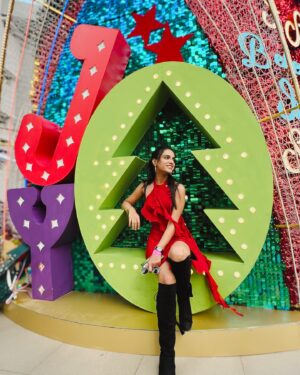 Vaidehi Nair Instagram - Faith , trust and little pixie dust ✨🧚
-
-
-
-
-
-
-
-
-
-
#fyp #magic #featureme #magical #dreams #newyear #vaidehiinair
