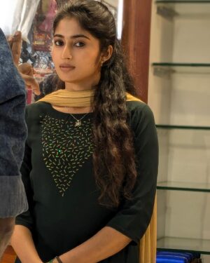 Vaishnavi Arulmozhi Instagram - Outfit: @aarahboutique_ 
Pc : @isiddartstudio 

 Being Veera