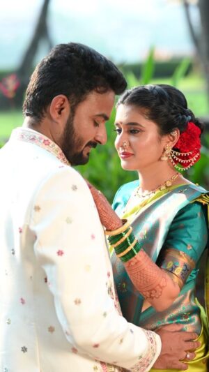 Vaishnavi Kalyankar Instagram - Kiran & vaishnavi 

Engagement day ♥️

#kishnavi 

Makeup : @mansimakeupstudio_ 
Hair : @sonish_makeovers 

@clicker.ritesh

#makeup #celebrity #celebritymakeupartist #marathiactress #marathimulgi #maharashtra #maharashtianwedding #marathiculture #marathi_status_ #instagood #instagram 
#celebritywedding #destination #deatinationwedding #mansimakeupstudio #sawantwadi #sawantwadipalace