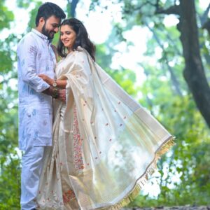 Vaishnavi Kalyankar Instagram - तू अणि तूच ❤️✨️

Photography by @clicker.ritesh

#love #kiranlovevaishnavi