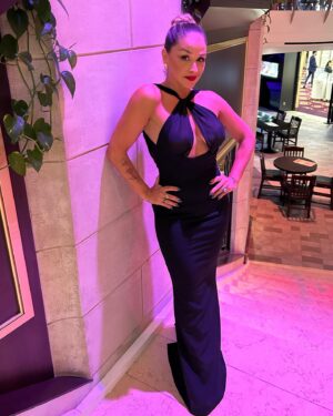 Vanessa Silva Instagram - I know my worth 🦪
I’ve paid dearly for every ounce of it !
