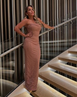Vanessa Silva Instagram - Ball gown 🪄🫧🩷