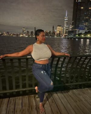 Vanity Instagram - You’ll never find me in the same places, I left you. 

***taking off my heels & grounding after @TemsBaby concert. My feet were killing me, but it was time to ground & be thankful. I shed some new skin that night.

Thank you to my GF, EMAAN (who doesn’t have IG —which I love her for) for taking these pictures and having a heart to heart at 2AM on this beautiful morning. 

It’s the small things. 

#WrestleBae #NYC #JerseyCity #Grounding #ThankYouJesus #Tems #TemsConcert #BeReal #BlackGals #NewYorkCity
