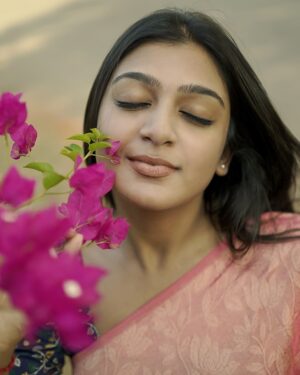 Varshini Suresh Instagram - 🌸

#photo #photooftheday #photography #love #flower #flowerphotography #picoftheday #trending #explore #fyp #explorepage #trendingnow #viral #ootd #outdoor #instadaily #neenaankaadhal #vijaytv #abi #varshinisuresh #outfit