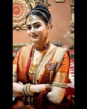 Veena Ponnappa Instagram - Being Mangaladevi @veena_ponnappa_vnaa ✨️🥰

#veena #veenaponnappa #sandalwood #kannadaactress #queen #serials #royal #kannadaserials #aggressive #teluguserials #starmaa #reelsinstagram #actor #actorlife #newlook #kannadaactor #newmakeover #mangaladevi #happyme #udhoudhosrirenukayellamma #shootmode