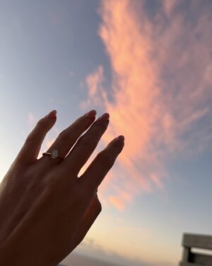 Victoria Spence Instagram - South Africa 2024: The one where I turned 30 and got engaged 🥹🥳🥰(swipe to the end to see the actual reality of our engagement😭😂)

I feel like we've just experienced the trip of a lifetime, and I fear that we will never ever be able to top the memories we made.

We have never eaten so much 10/10 food and drank so much wine (that doesn't give you a hangover🤩) & honestly, If you’re not already engaged, do it on holiday, because the amount of free glasses/ bottles of champagne you get is just amazing 😂- we proper milked it!

I just feel like the luckiest girl in the world & so so grateful.

I have a whole South Africa highlight with recommendations, advice etc, so if you're going or thinking of going- check that out ❤️❤️ #southafrica #capetown #engagement