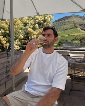 Victoria Spence Instagram - South Africa 2024: The one where I turned 30 and got engaged 🥹🥳🥰(swipe to the end to see the actual reality of our engagement😭😂)

I feel like we've just experienced the trip of a lifetime, and I fear that we will never ever be able to top the memories we made.

We have never eaten so much 10/10 food and drank so much wine (that doesn't give you a hangover🤩) & honestly, If you’re not already engaged, do it on holiday, because the amount of free glasses/ bottles of champagne you get is just amazing 😂- we proper milked it!

I just feel like the luckiest girl in the world & so so grateful.

I have a whole South Africa highlight with recommendations, advice etc, so if you're going or thinking of going- check that out ❤️❤️ #southafrica #capetown #engagement