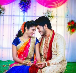 Vishnu Priya Instagram - #8 years 🧿 infinite memories 🫶🏻 one us 🫂🤍 
.
Ps: don’t miss the final picture 😂🙈 
.
#weddingday #anniversary #couplesgoals #blessed #thankyougod #thankyouuniverse #loveyouall