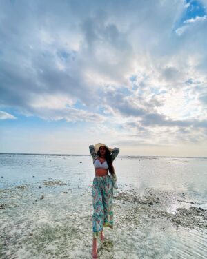 Vishnupriyaa bhimeneni Instagram - Bali  thankyou 💓💓💓💟💟

#vacation #vishnupriyaabhimeneni #love #grateful #throwback #Vishnupriyaa #live #explore #give #Receive