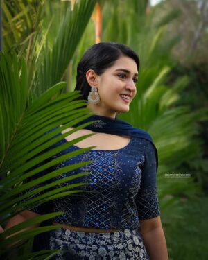 Viviya Santh Instagram - 🥰🥰 | @capturedbynandu 

In frame: @viviyasanth 
Dop: @capturedbynandu 
Costume: @ethereal.kochi 
Jewellery: @goldencup_rental_jewellery 
Stylist: @styled_by_vinnyfrancis 
Location: Kakkanad, Kochi
Camera: @canonindia_official 
Editing: @lightroom 

[ model, photography, shoot, fashion, designing, dress, costume, frock, camera, photographer, photoshoot ]

#capturedbynandu #model #fashion #photographer #photography #photoshoot #camera #kerala #photoediting