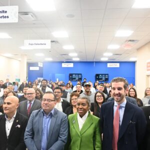 Winsome Earle-Sears Instagram - It was a pleasure to join the El Salvador Consulate’s Business Forum in Woodbridge this weekend to connect with incredible Hispanic small business owners.

Hispanic entrepreneurs are driving Virginia’s economy, and our administration is committed to helping them succeed. Proud to support their growth!