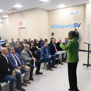 Winsome Earle-Sears Instagram - It was a pleasure to join the El Salvador Consulate’s Business Forum in Woodbridge this weekend to connect with incredible Hispanic small business owners.

Hispanic entrepreneurs are driving Virginia’s economy, and our administration is committed to helping them succeed. Proud to support their growth!