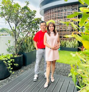 Wiwid Gunawan Instagram - Happy Chinese New Year! May luck always be at your door and shower you with blessings.” #aaamiinn #woman’sday #happy #chinesenewyear2025 #health #wiwidgunawan216 #blessed #widlov❣️