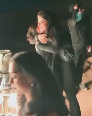 Yashma Gill Instagram - To the one who makes everyday brighter, celebrating the incredible person you are today. Happy Birthday, Sister 🎈 
 
Love you beyond words and you know that 🤍
 
 
Ps: sorry I had too many responsibilities this day hence the content isn’t that great but still somehow managed to pull some from @iambabarzaheer 🤪