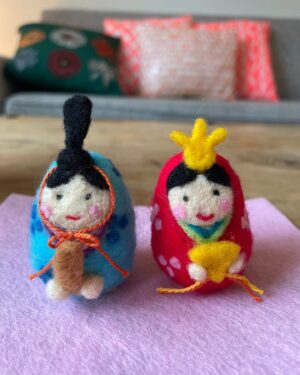 Yasuko Mitsuura Instagram - ２月手芸ワークショップ！

We are holding needle felting workshops on
February 16th Sunday  and February 21th Friday 11:00-2:00 , @ downtown. 
 
More information. @bcconnectcompany 

The theme this time is Hina dolls  お雛様