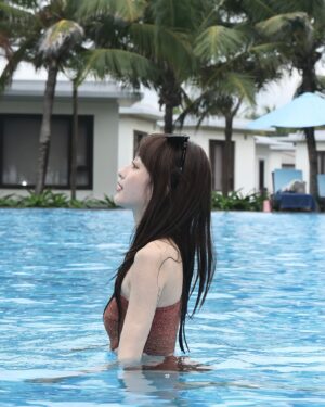 Ying-Xuan Ge Instagram - @duyenharesorts 
可以待在這一整天都不是問題
第一次去越南玩得好開心🥳

旱鴨子也是可以在泳池的唷🧏🏻‍♀️

@chansheng8888
越南芽莊5天4夜1/8跟3/5有開團～～
可Line @815migig 告知推薦人能了解優惠
#展笙旅遊 #越南芽莊
