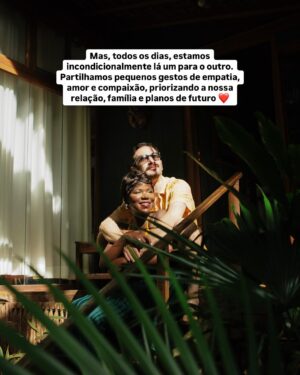 Yolanda Tati Instagram - A obra mais bonita é construída, peça a peça, todos os dias. Ele não é muito de aparecer, mas está em todas as coisas. Há um rasto dele em praticamente tudo o que eu faço. E isto não significa perder a minha individualidade, mas sim ter um parceiro e uma equipa com quem alternar entre o campo, do jogo da vida, e o banco, do repouso… e da esperança. 🤍✨📣

É Amor Casa. É Moamba Com Pizza. É Tati Turco.

(partilha inspirada na maravilhosa @mariamadalenamateus)